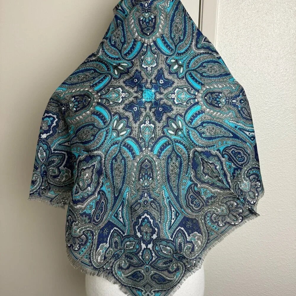 Vintage NWOT Blue Paisley Scarf 25
